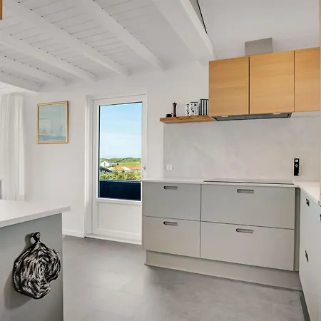 Naema - 400m From The Sea By Interhome ブロックフス